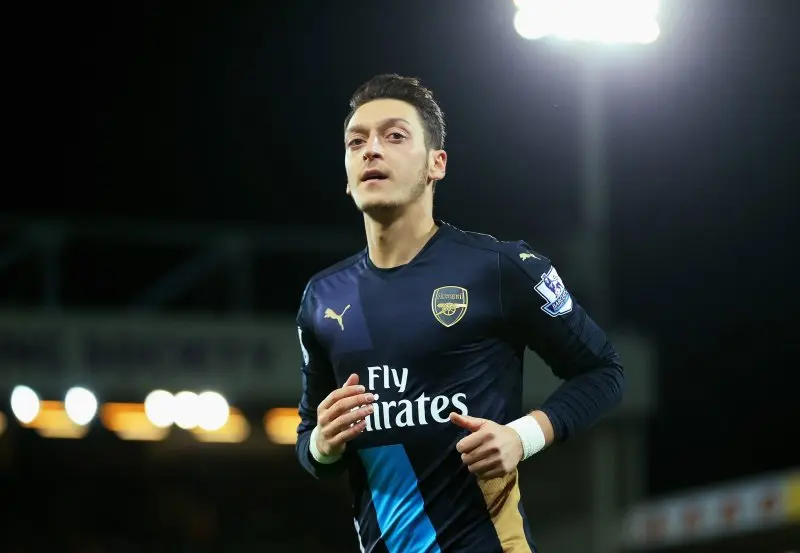 ảnh chế Mesut Özil 5