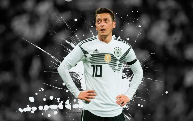 ảnh chế Mesut Özil 6