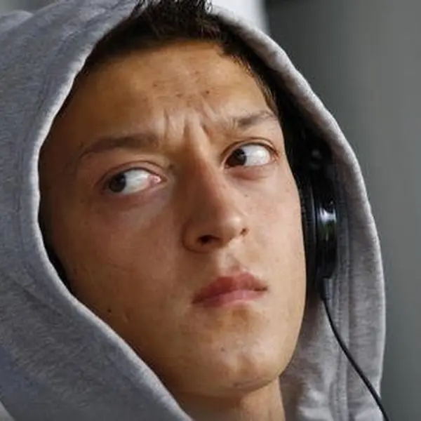 ảnh chế Mesut Özil 7