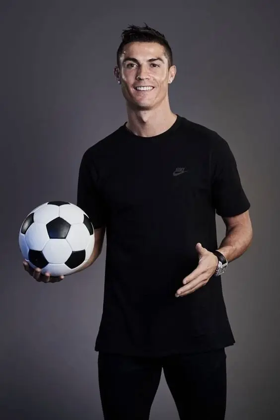 Chiêm ngưỡng kho ảnh Ronaldo đẹp nhất, tải miễn phí hình nền 38