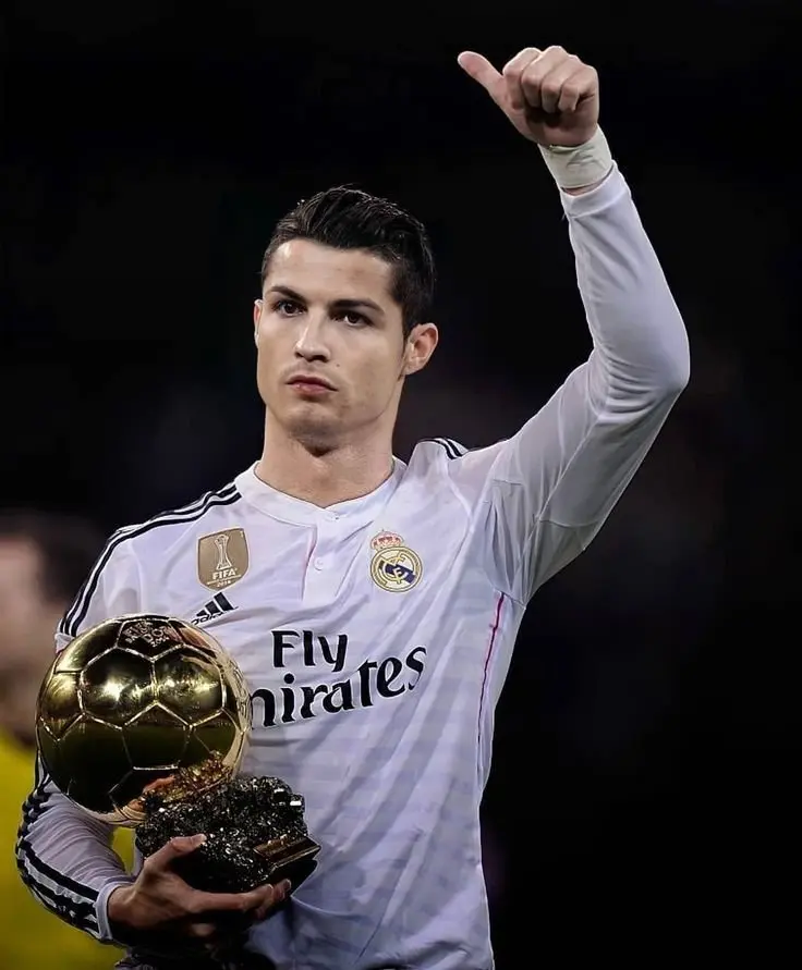 Chiêm ngưỡng kho ảnh Ronaldo đẹp nhất, tải miễn phí hình nền 43