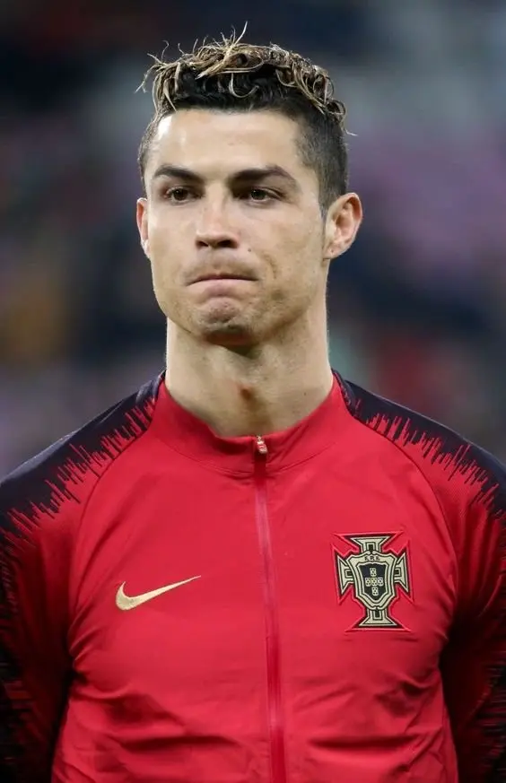 Chiêm ngưỡng kho ảnh Ronaldo đẹp nhất, tải miễn phí hình nền 33