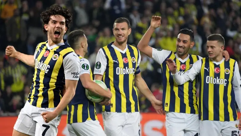 Ảnh Fenerbahce 13