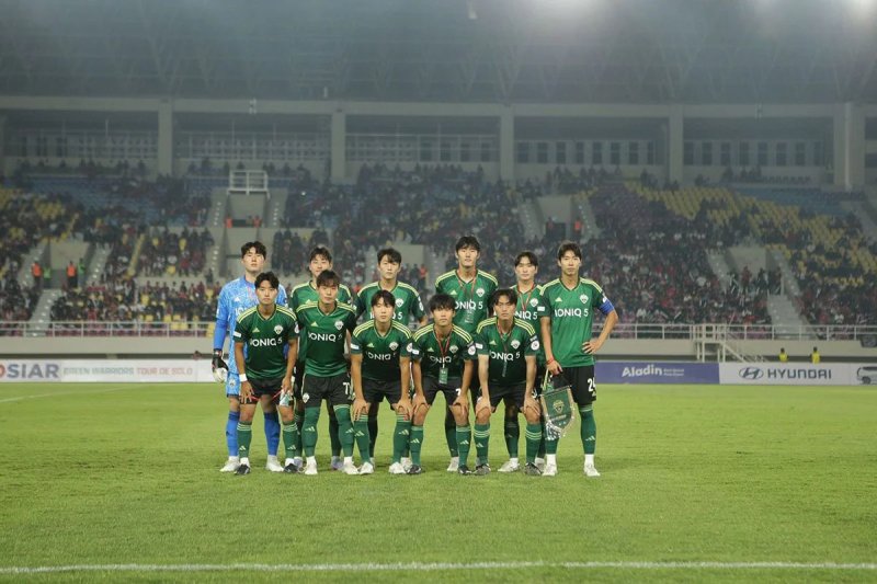 Jeonbuk Hyundai Motors 17