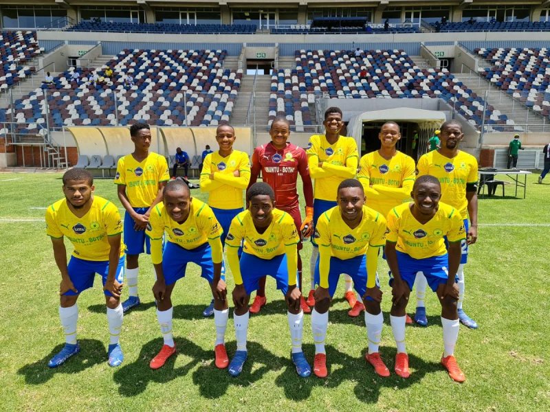 Mamelodi Sundowns 25