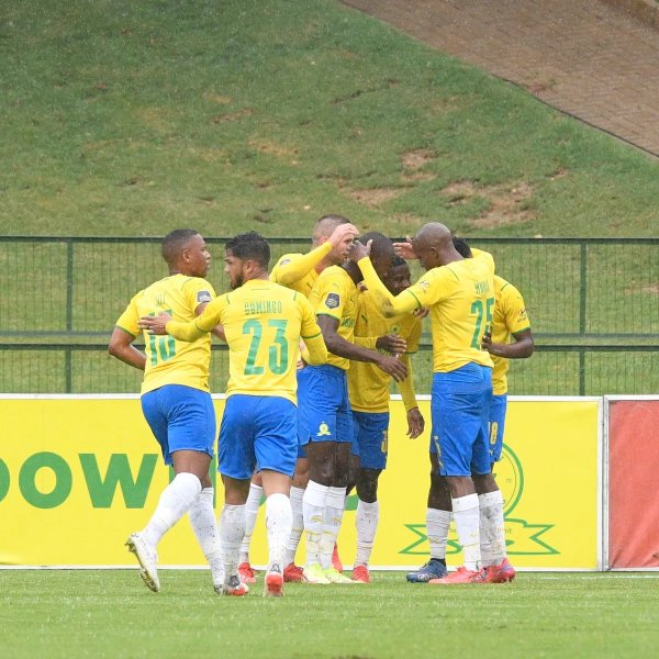 Mamelodi Sundowns 26