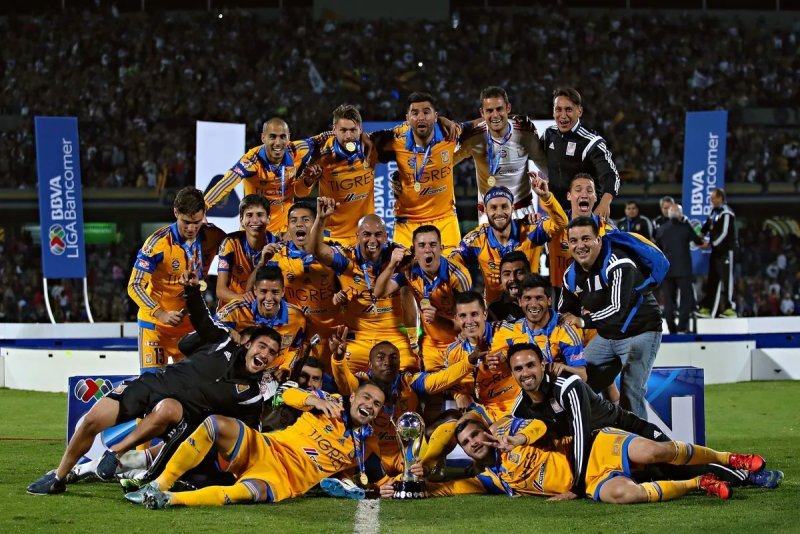 Tigres UANL 27