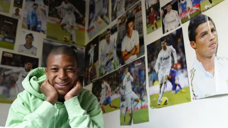 ảnh chế Kylian Mbappé 21