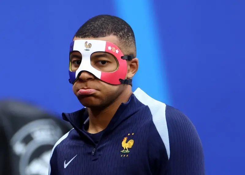 ảnh chế Kylian Mbappé 29