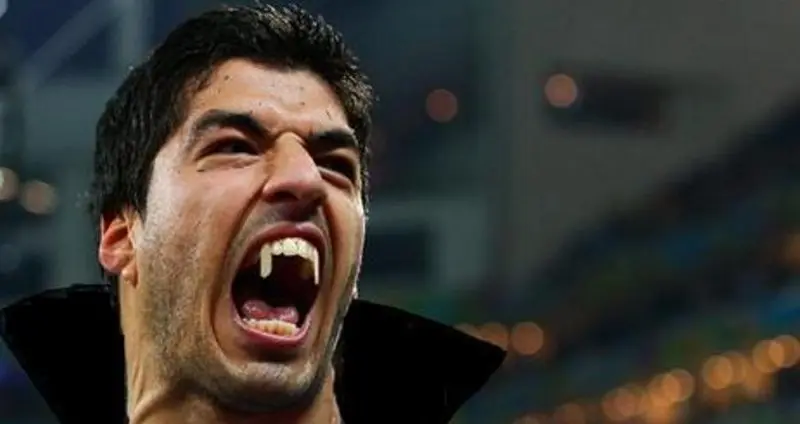  ảnh chế Luis Suárez 8