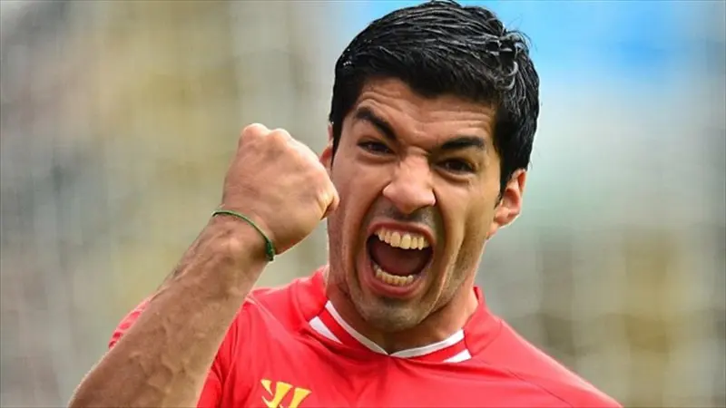  ảnh chế Luis Suárez 10