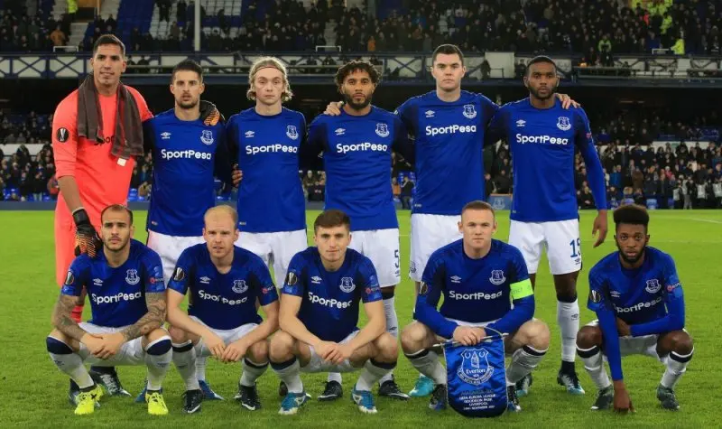 Everton 27