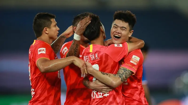 Guangzhou Evergrande 28