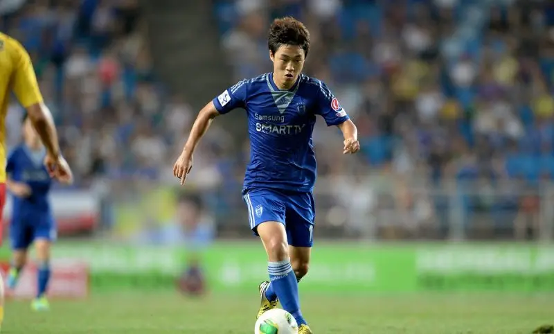 Suwon Samsung Bluewings 43