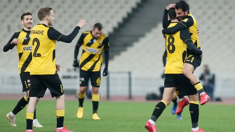 AEK Athens 37