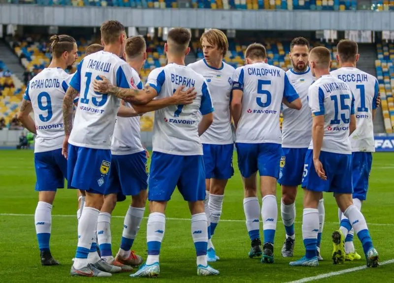 Dynamo Kyiv 32