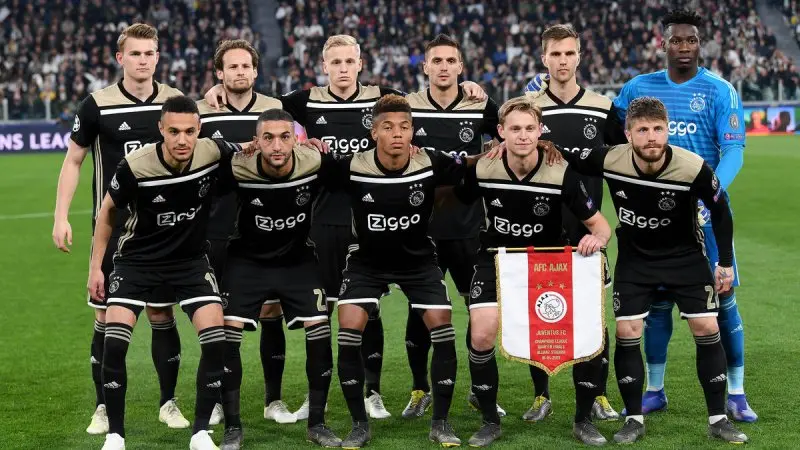 Ảnh Ajax 10