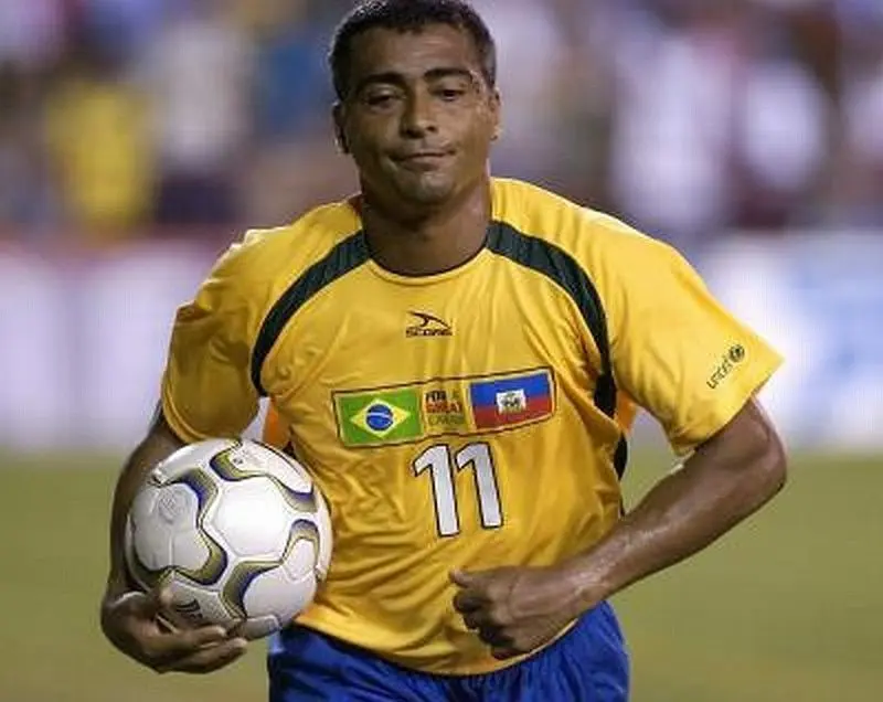 ảnh chế Romário 32