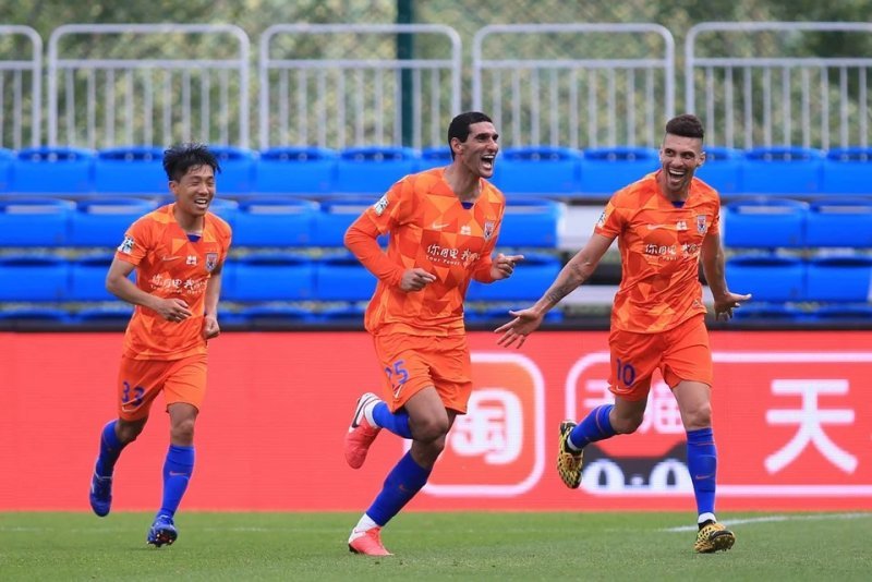 Shandong Luneng 22