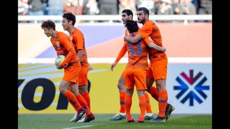 Shandong Luneng 33