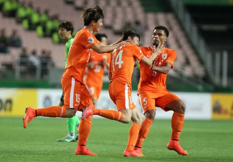 Shandong Luneng 45