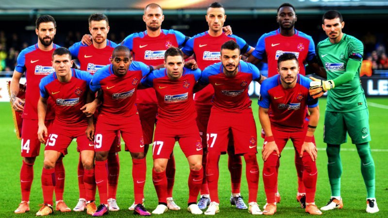 Steaua Bucuresti 33