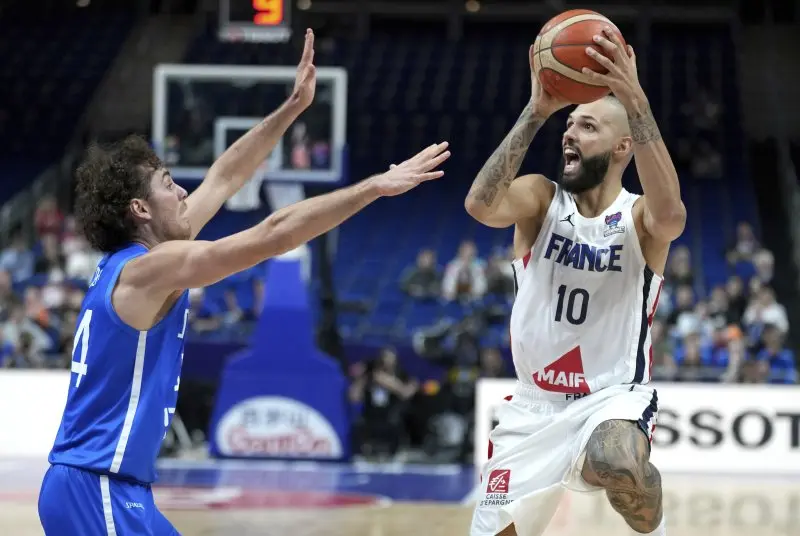 Ligue Nationale de Basket-ball 19