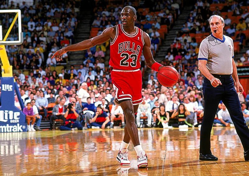 Top 105+ ảnh Michael Jordan, huyền thoại bóng rổ vĩ đại nhất mọi thời đại 4