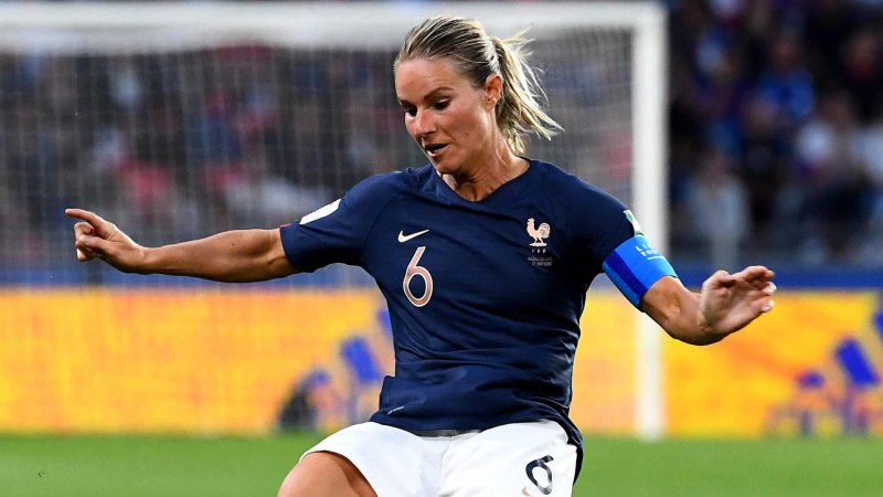 Top 112+ ảnh Amandine Henry với những khoảnh khắc trên sân cỏ 14