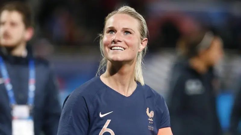 Top 112+ ảnh Amandine Henry với những khoảnh khắc trên sân cỏ 17