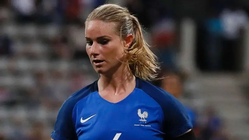 Top 112+ ảnh Amandine Henry với những khoảnh khắc trên sân cỏ 26