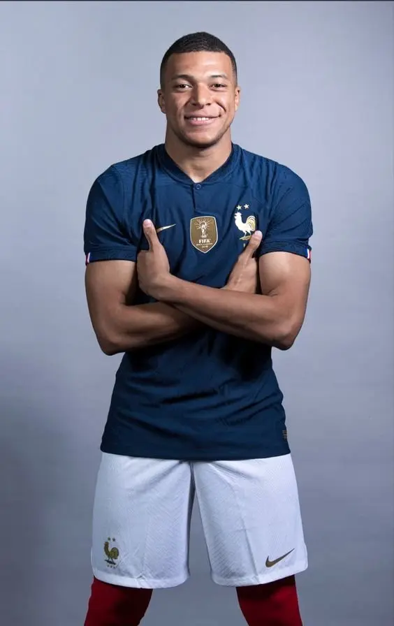 Ảnh Mbappe đẹp nhất 24