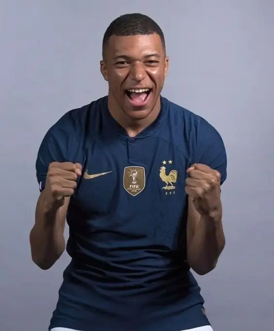 Ảnh Mbappe đẹp nhất 18