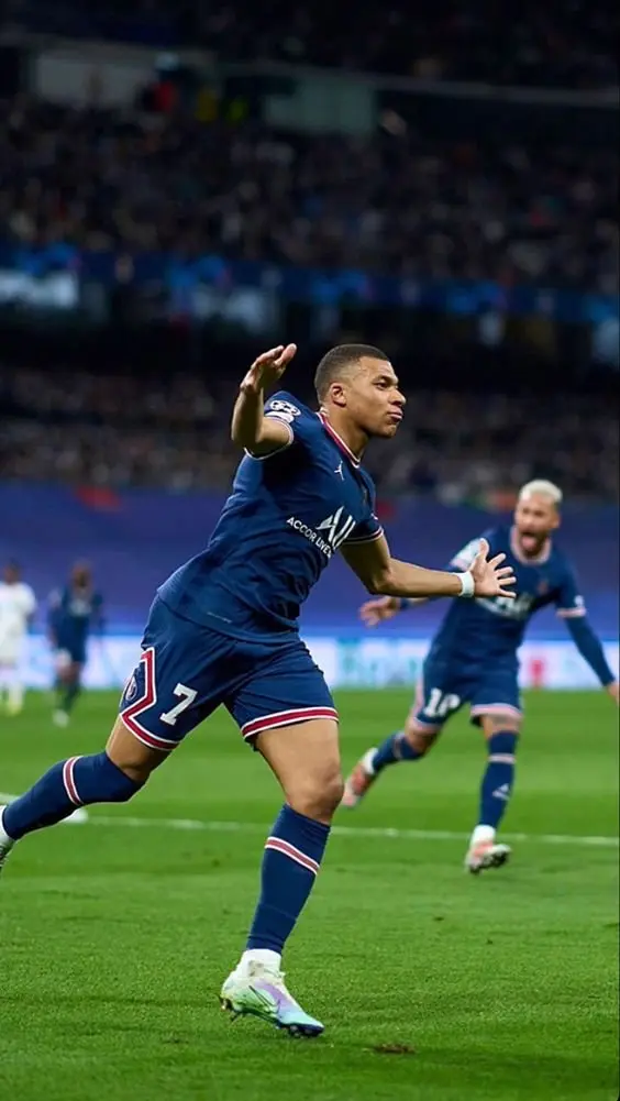 Ản 2h Mbappe ngầu