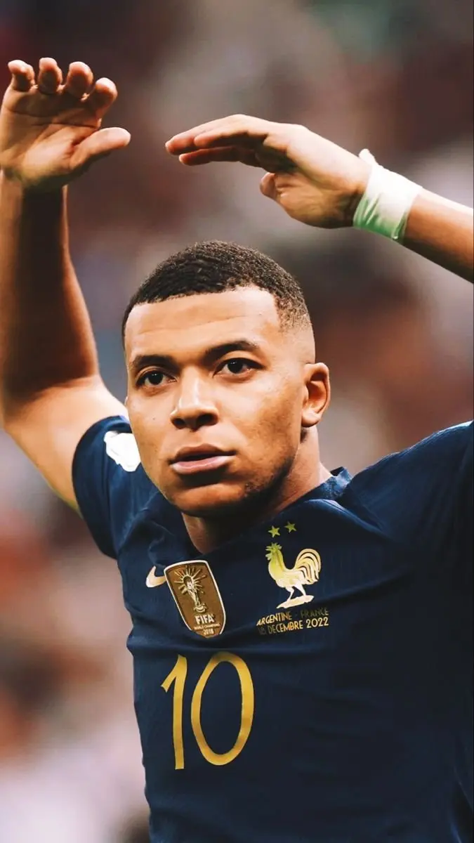 Ảnh Mbappe ngầu 15