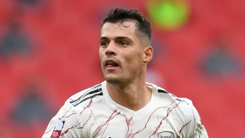 ảnh chế Granit Xhaka 33