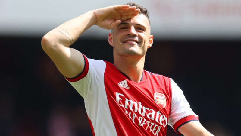 ảnh chế Granit Xhaka 21