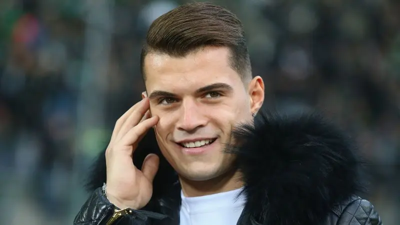 ảnh chế Granit Xhaka 10