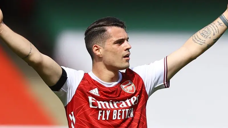 ảnh chế Granit Xhaka 39