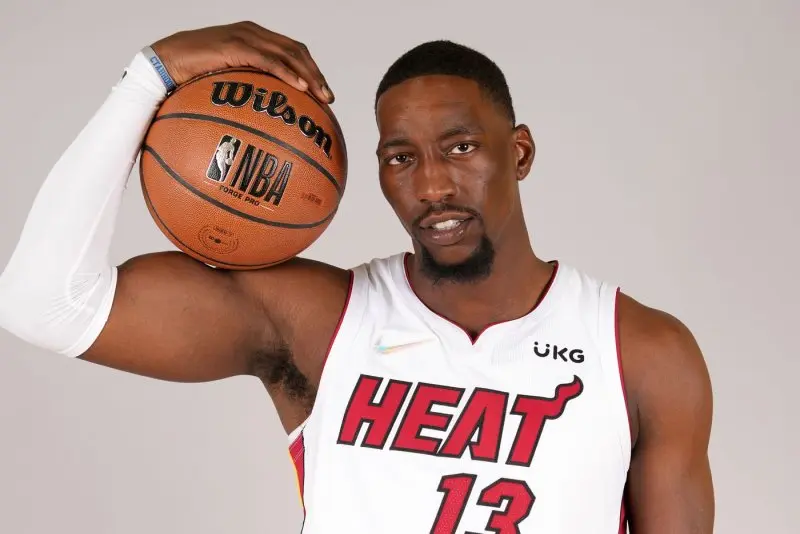 Top 89+ ảnh Bam Adebayo, ngôi sao sáng giá nhất của Miami Heat 39