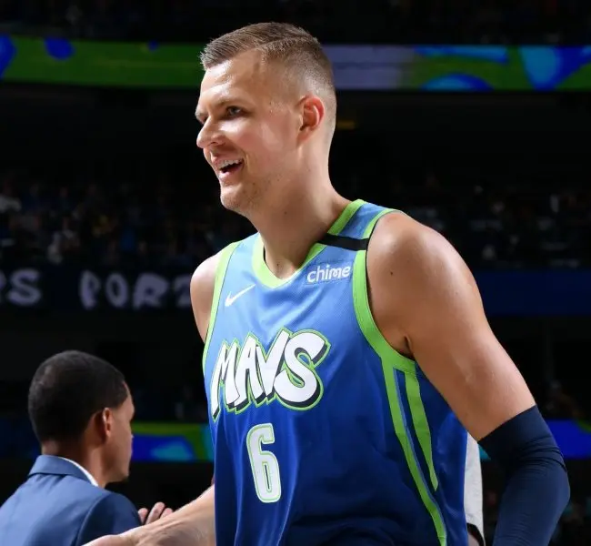 Top 95+ Kristaps Porzingis, chàng trai vàng của New York Knicks 43