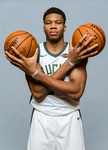 Top 98+ ảnh Giannis Antetokounmpo, cầu thủ xuất sắc nhất thế giới 39