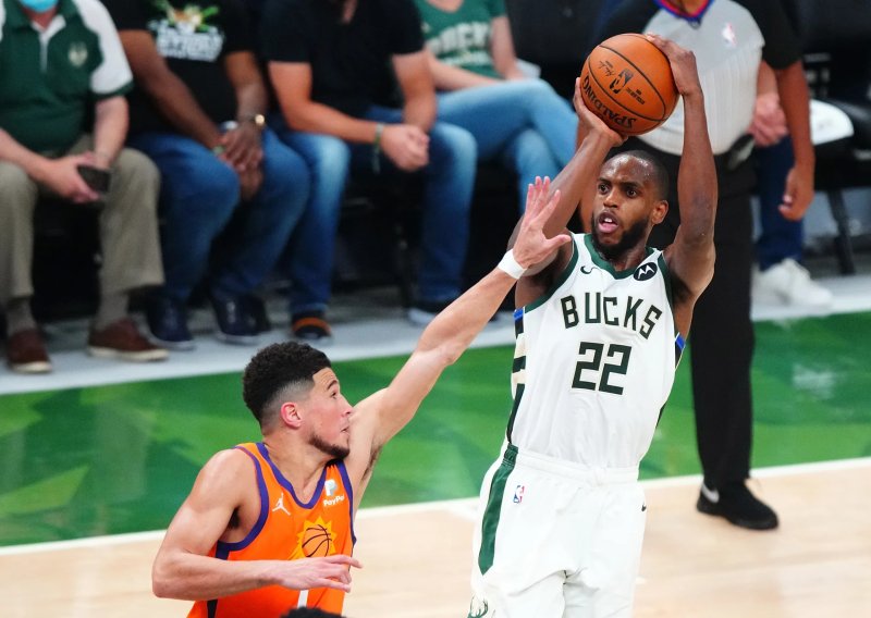 Top 98+ ảnh Khris Middleton, biểu tượng cho tinh thần Milwaukee Bucks 10