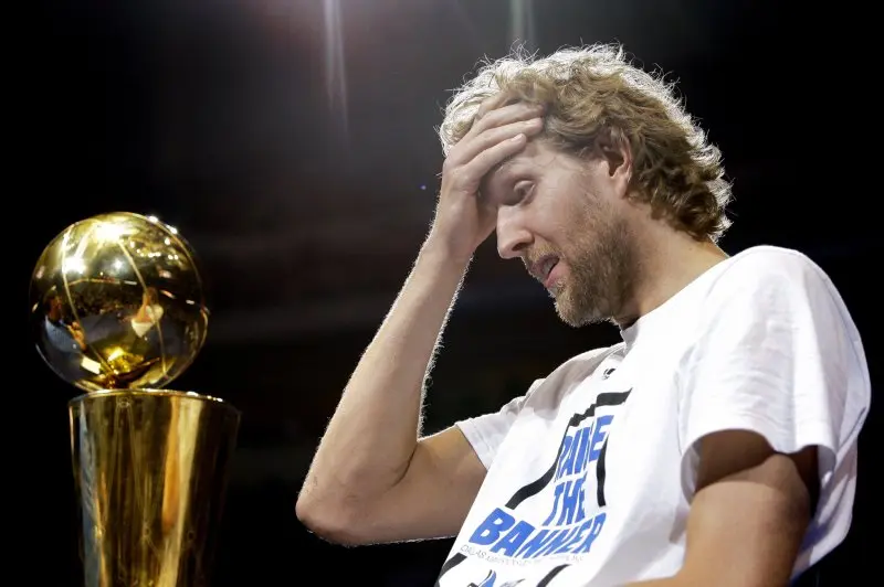 Top 99+ ảnh Dirk Nowitzki, huyền thoại bóng rổ châu u 12