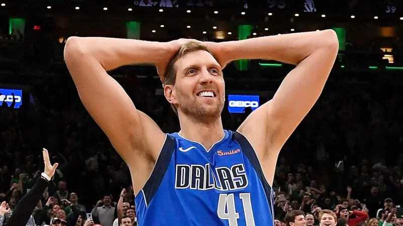 Top 99+ ảnh Dirk Nowitzki, huyền thoại bóng rổ châu u 13