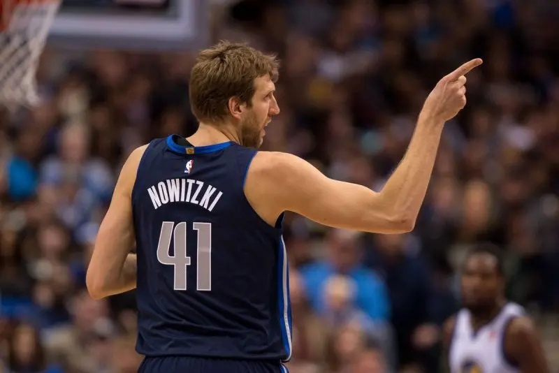 Top 99+ ảnh Dirk Nowitzki, huyền thoại bóng rổ châu u 19