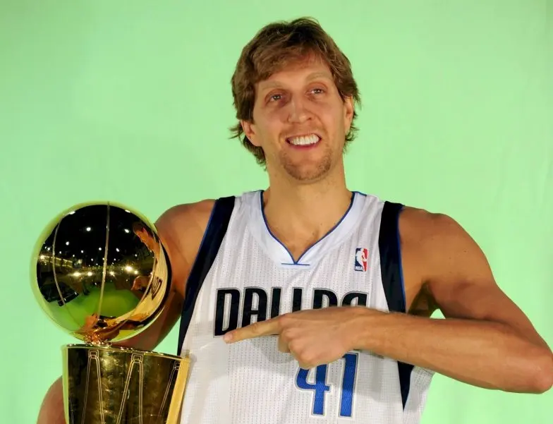 Top 99+ ảnh Dirk Nowitzki, huyền thoại bóng rổ châu u 26