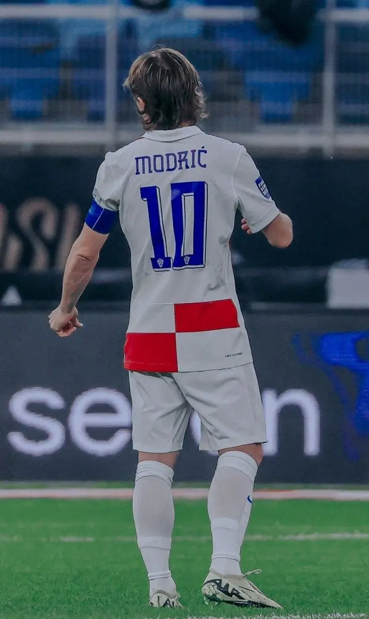 Ảnh Luka modric wallpaper 17