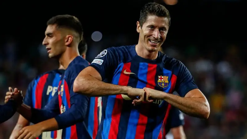 Robert Lewandowski đẹp nhất 14