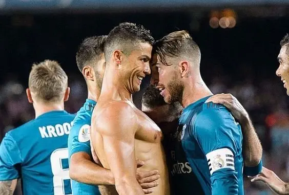 Top 99+ ảnh Ronaldo và Messi ngầu nhất thế giới 31